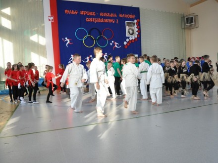 3 grudnia 2019 - Poświęcenie sali gimnastycznej w Krauszowie