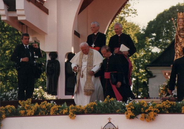 Czuwanie fatimskie po Sursum Corda w 100. lecie urodzin Jana Pawła II
